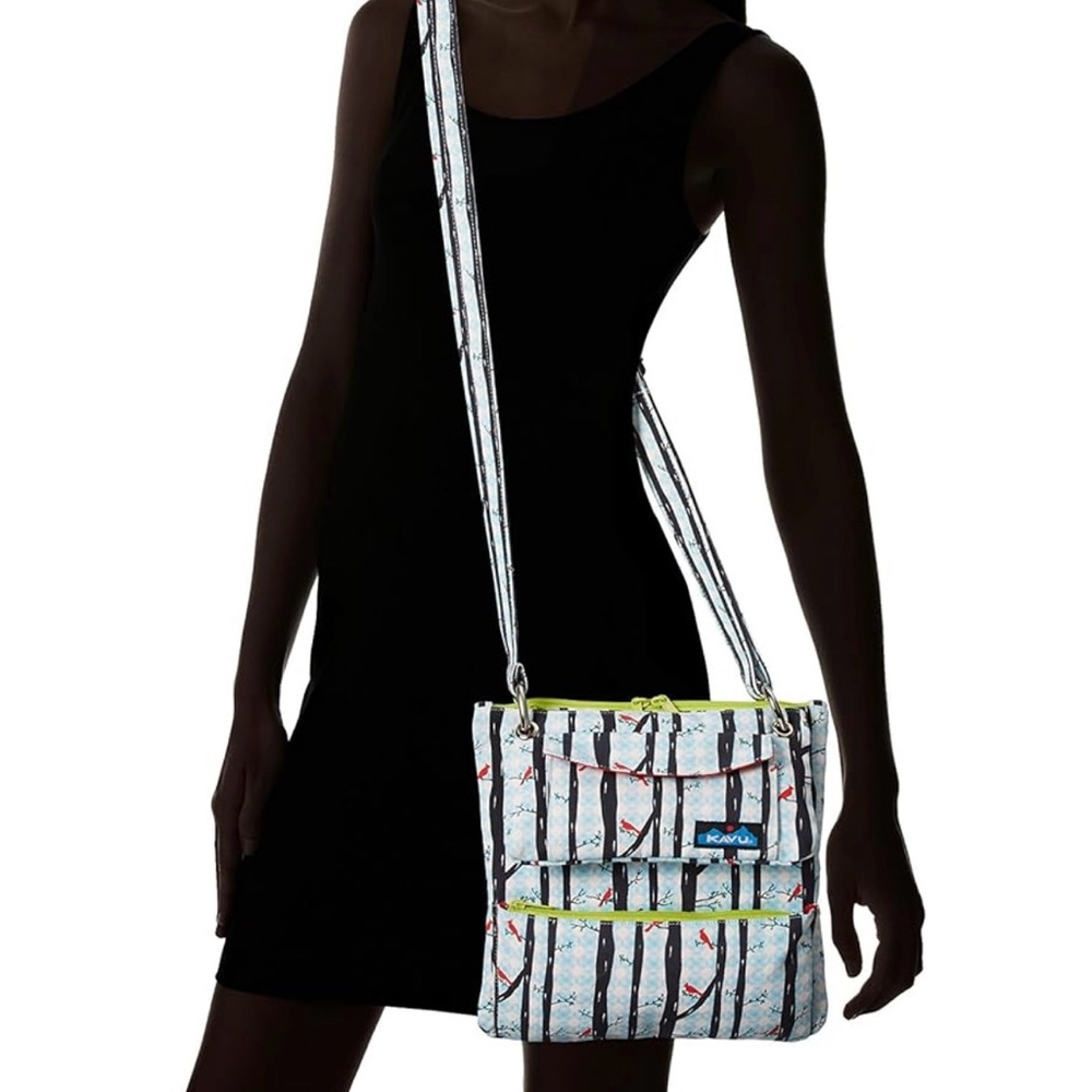 NWOT RARE KAVU Moxi Pack Crossbody Messenger Bag Purse Red Birds Cardinal